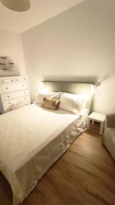 Pisi Home, 2 Min Dalla Spiaggia E Dall' Ospedale Gaslini เจนัว ภายนอก รูปภาพ