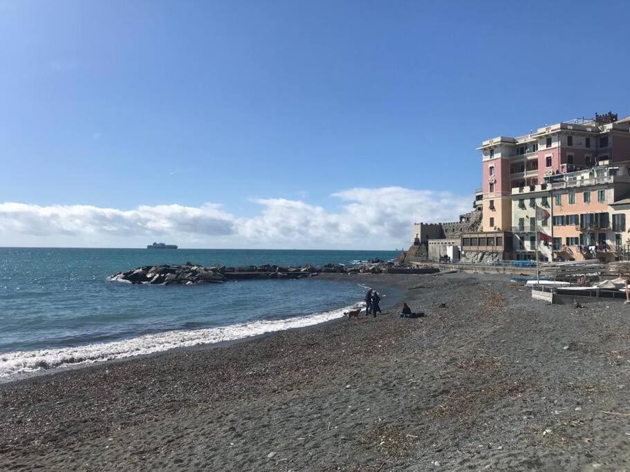 Pisi Home, 2 Min Dalla Spiaggia E Dall' Ospedale Gaslini เจนัว ภายนอก รูปภาพ